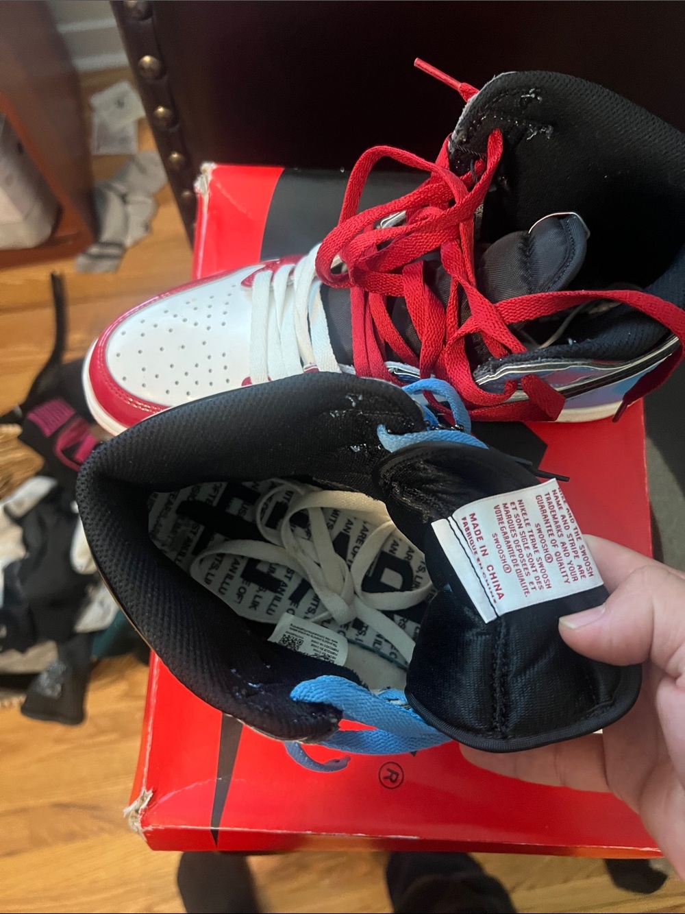 Size 9.5 Jordan 1 Retro OG High Fearless No Box - Picture 7 of 9